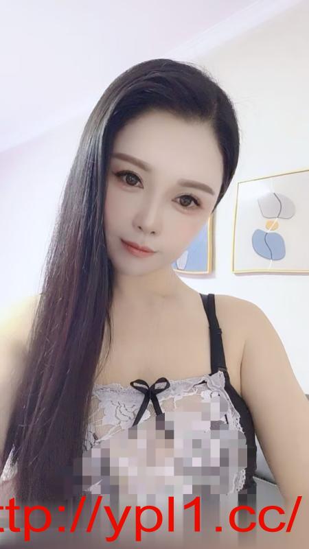 美胸丰满妹子玲珑