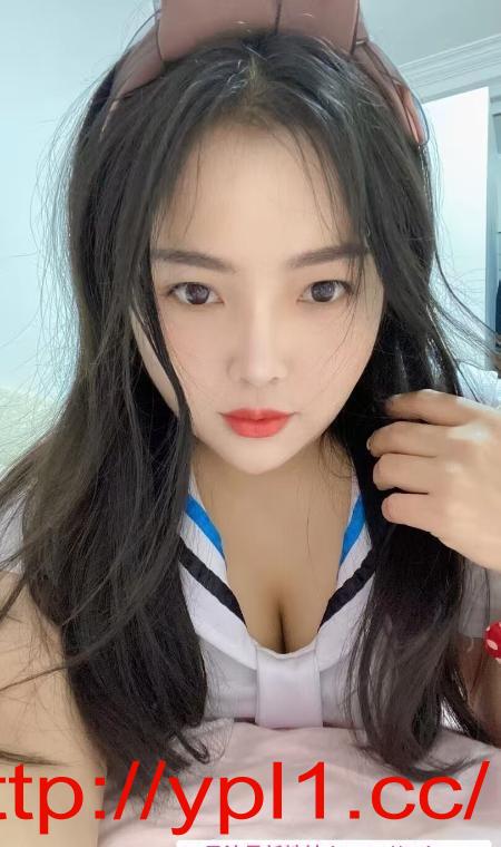 丰满巨臀少妇