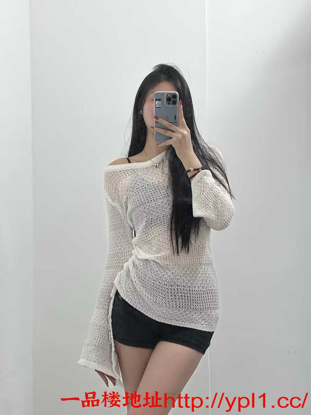极品黑丝骚妹会吸会舔
