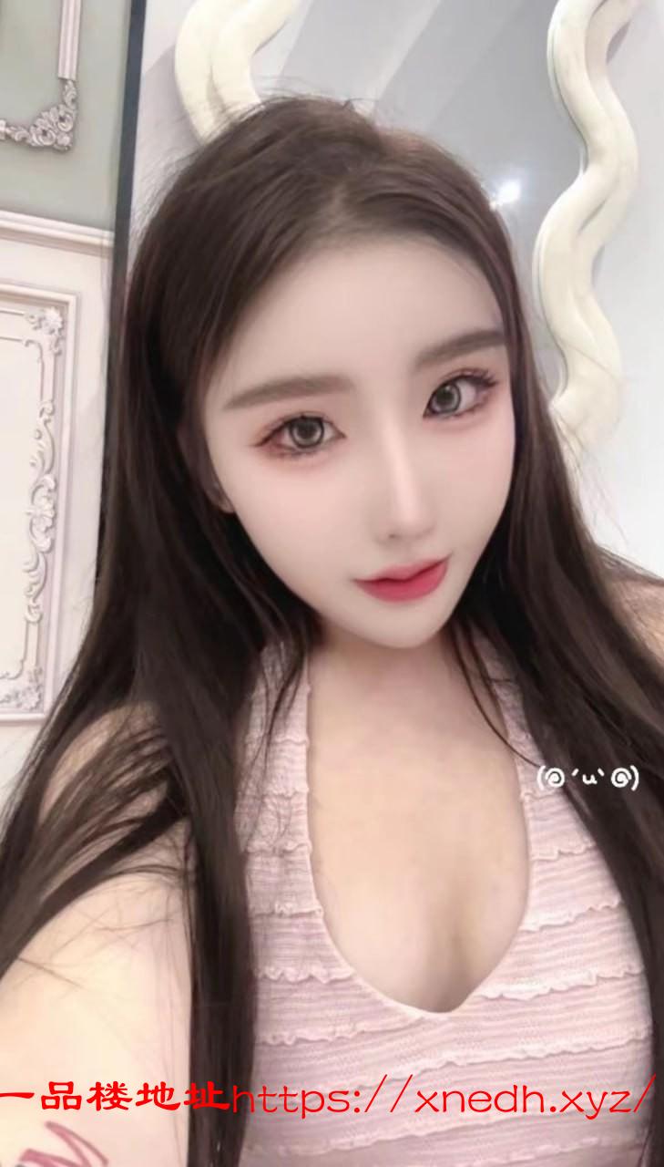 健身大胸玉婷