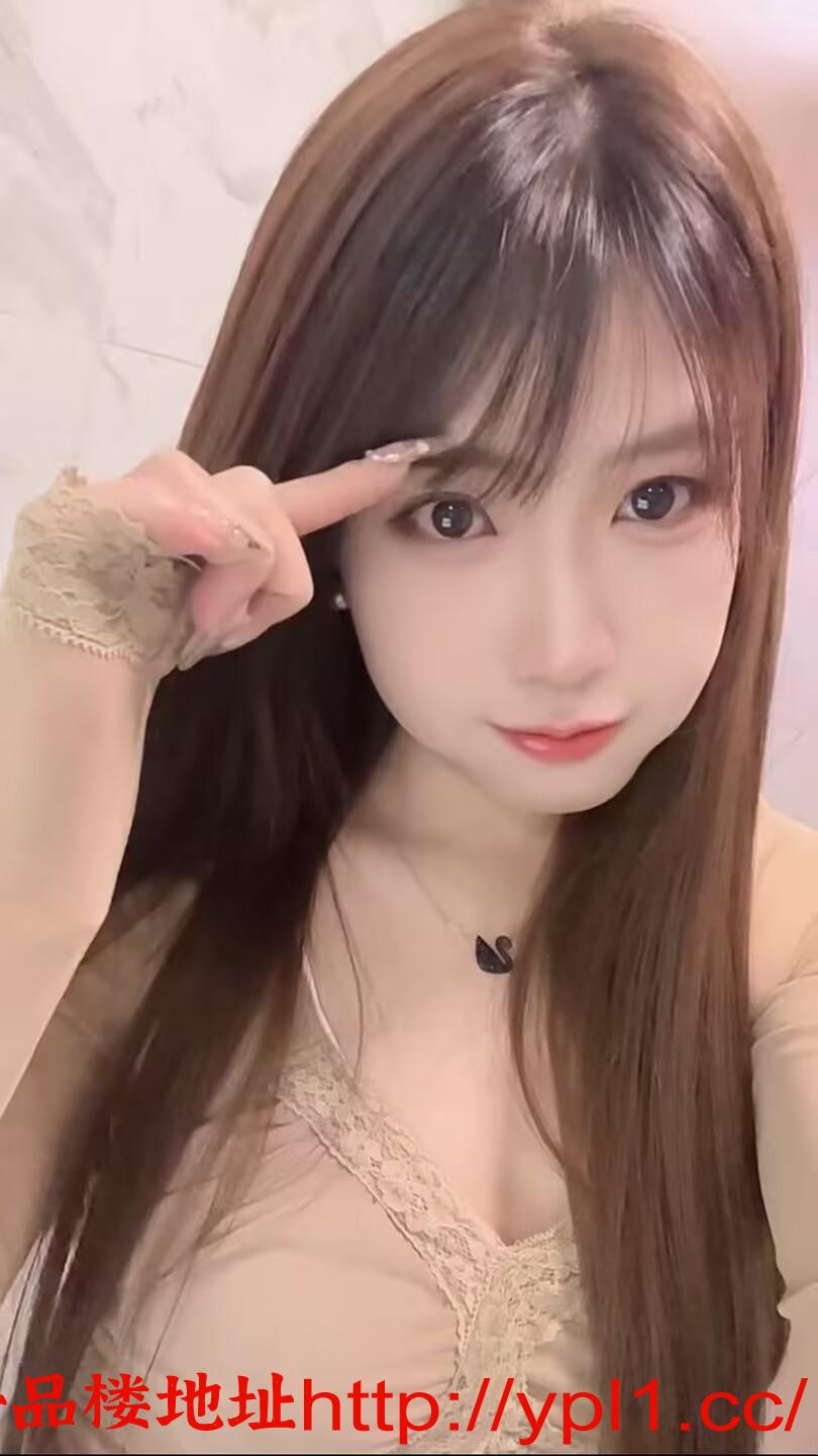 骚妹口活一绝粉嫩嫩好湿润