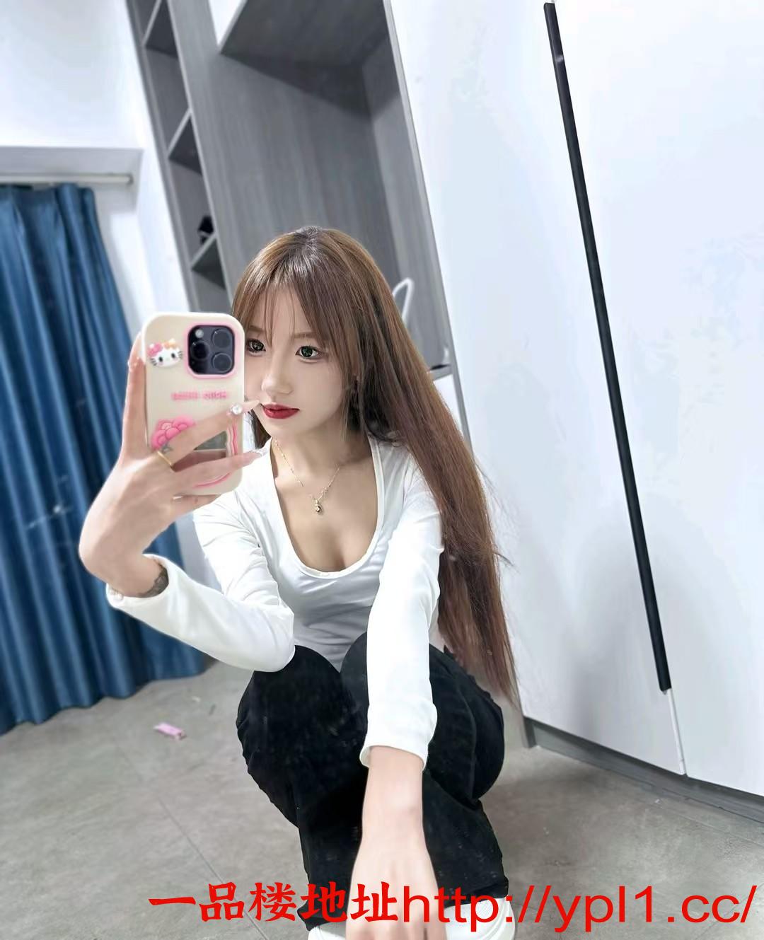 丰满长腿妹妹